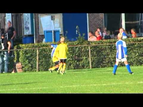 Voetbal, Dommelen F1-EMK Nuenen - 1e helft