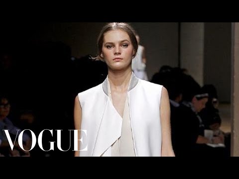 Fashion Show - Celine: Spring 2011 Ready-to-Wear Collection