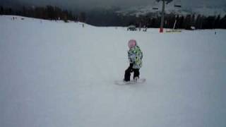 delphine op haar burton chicklet 90 snowboard