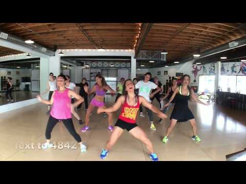 Hasta Que Se Seque El Malecón - Zumba with Mariajose