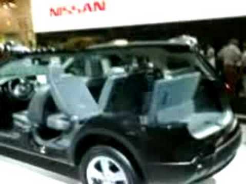 Nissan Showcase Car