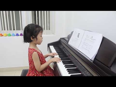 Rock It  And Roll It | Khánh Vy