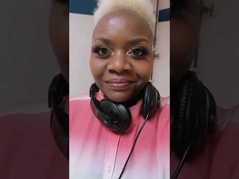 Lady G2 - Playing live at a 40th Birthday 🍾 Woking Surrey 🇬🇧