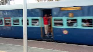 preview picture of video '22816 Ernakulam Bilaspur Superfast Express.'