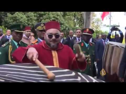 تقرير الجزيرة عن قرع الملك محمد السادس للطبول بتانزانيا