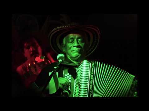 Carmelo Torres y Los Toscos - La Negra Tulia