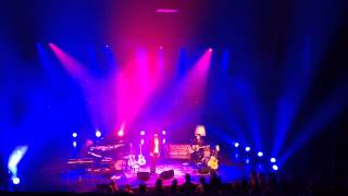 Alain Clark - Theatertour Walk With Me - Whatever