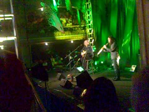 Jarek Nohavica, Lucerna 2009 + doprovod, Na stěnách skotačí