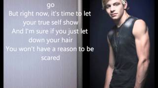 3 Austin &amp; Ally Who U R Lyrics
