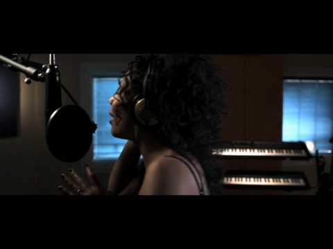 Sherrita canta per lo spot della "ANDI" in occasione dell' "Oral Cancer Day 2009"