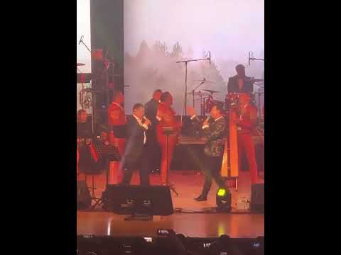 Mariachi estrella de Mexico con los falcons y Steveen Sandoval