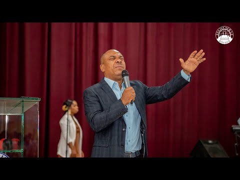 ADORATION ET LOUANGE AVEC LE PASTEUR JOEL LEON