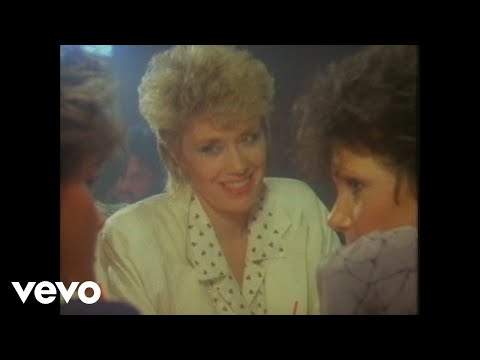 Janie Fricke - She's Single Again