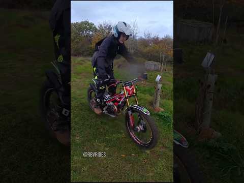 Father & Son try trials 😁🤘🏻#funny #2stroke #trials