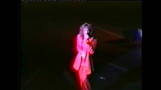 11 - Whitney Houston - Ain&#39;t No Way Live in Uniondale, NY, USA June 19 1994