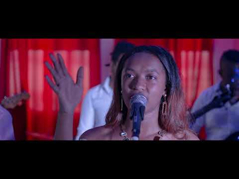 TANYA  ANDRIANAIVOSON AOKA HO FENO NY FANAHY (Official clip by My passion 2020)