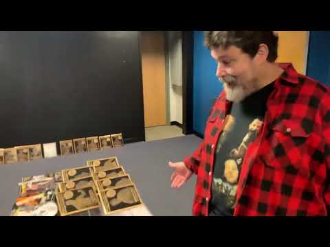 Mick Foley reacts to seeing the Mr. Wonderful Paul Orndorff robe at the IPWHF