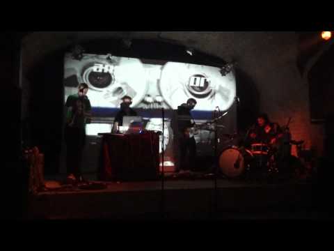 anORGANik:ORG feat. MC Zeek 'BLU' Live at GMK p1