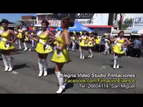 INIM 15 de Septiembre 2015 Cachiporristas Mix de Avispas Music Band