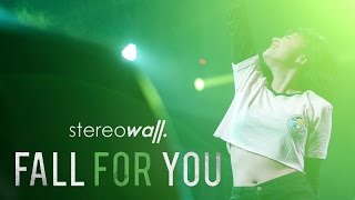 Download lagu StereoWall - Fall For You mp3