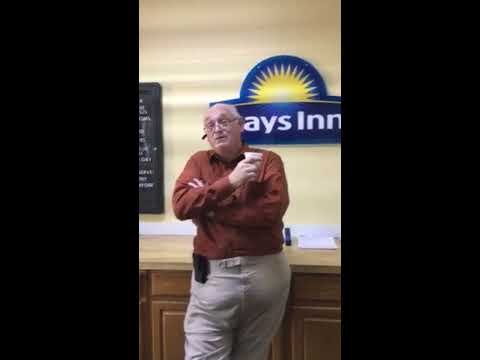 Racist DaysInn Employee  discriminating (Norfolk VA)