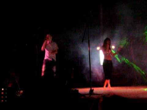 DaOne & Karina LA STUDENTIADA 2008 LIVE