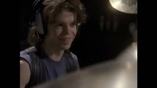 "Bringin' On The Heartbreak" Vocal Magic from "Hysteria: The Def Leppard Story" (2001)