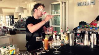 preview picture of video 'Cocktail making at Sea You bar - Sani Resort'