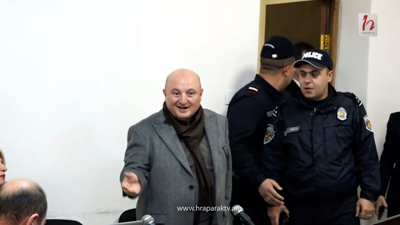 Խաշ էր դրած, դրա համար ուշացանք. Վարդան Ղուկասյանն` իր աջակիցներին