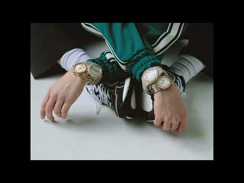 Hailey Knox - Waiting on You