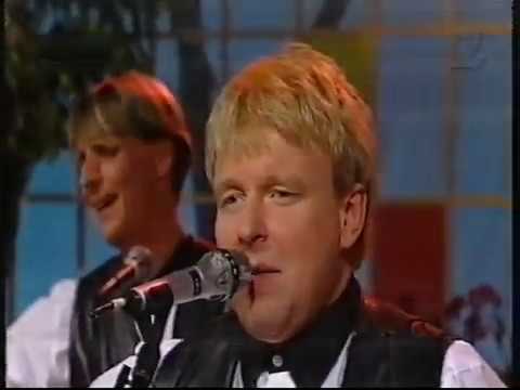 download lagu mp3 mp4 Thorleifs Orkester, download lagu Thorleifs Orkester gratis, unduh video klip Thorleifs Orkester