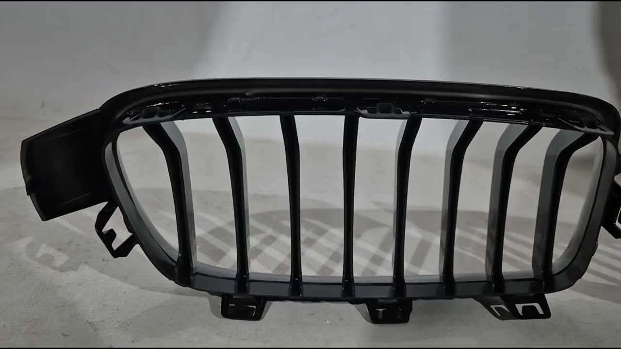 BMW 3 серия F30/F31 2012-2019 гг. Жабры 1Bar (8 полосок) Video 1