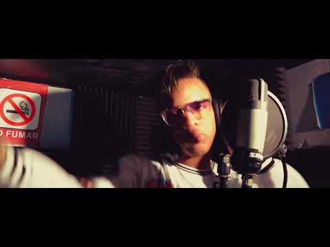 estreno la conoci bailando..titico y kaneka