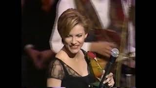 Download lagu Martina McBride   Swinging Doors   Grand Ole Opry mp3