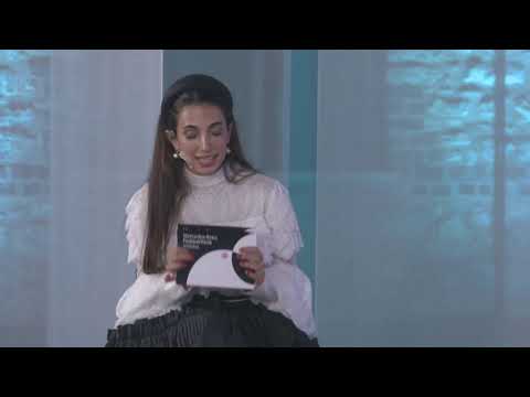 Mercedes-Benz Fashion Week Istanbul: Day 3 // Mehtap Elaidi Runway