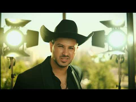 ERIKA VANSS & MIGUE ASTORGA - DUELE Oficial