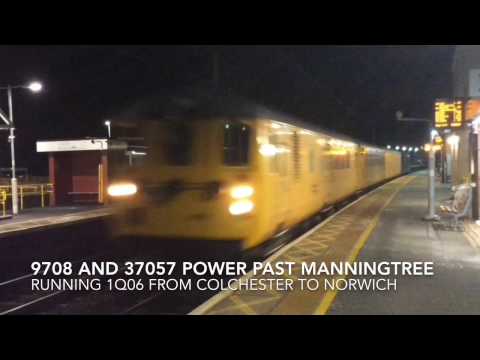Colas Rail 37057 powers past Manningtree on 1Q06