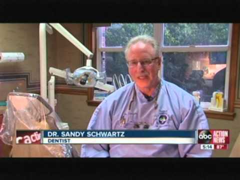 Dr. Sandy Schwartz, DDS demonstrates DentalVibe for Anxiety-Free Injections! ABC TV NEWS