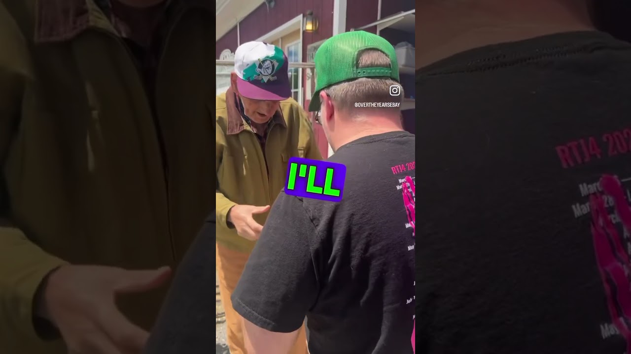 Can’t find anything at the Thrift buy hat grails of heads. #retro #snapback