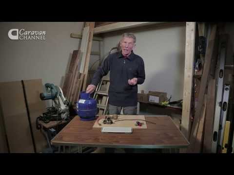 CC S04E07 - CARAVANNING BASICS Gas safety