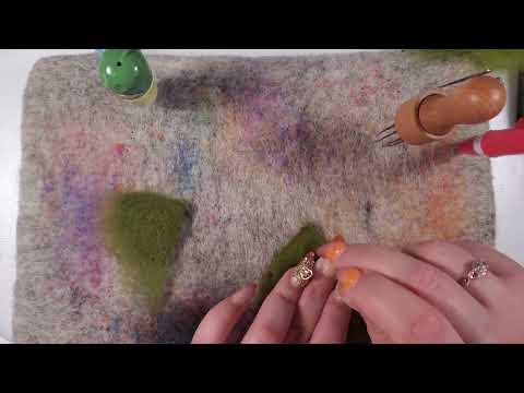 Needle Felting triangle (cat ear)