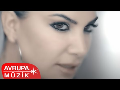 Ebru Yaşar - Kararsızım (Official Video)