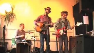 Ben Grizzly and the Loose Leaf Drifters Live at Flatpack Saturday - Clemence / Daisy Day