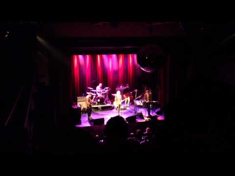 Tina Dico - You Wanna Teach Me To Dance / Live @ Kaufleuten 13.10.2012