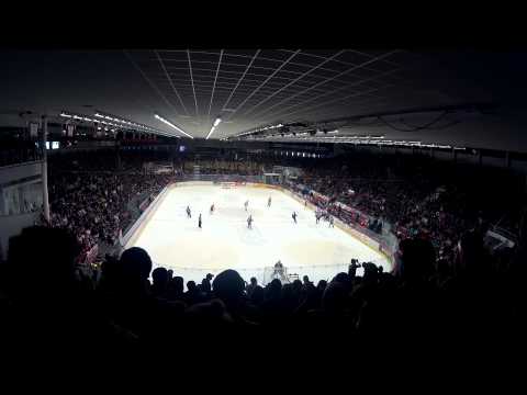 =M= - Slavia Praha - řve tribunáá, řve stadióón