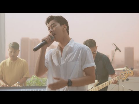 The Weakend - រូបកាយ (Live Version)