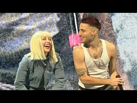 NICKI NICOLE y WOS JUNTOS en el Movistar Fri Music - Cambiando la Piel (vivo)