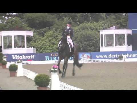 Deutsches Spring- und Dressur-Derby 2015 - Anabel Balkenhol mit Rockefellers Cinderella