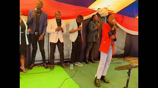 Download lagu Ungofanelweyo by Hle mp3