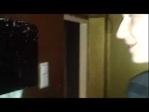 Hollywoodi WCs - turvamees, mukz, rannu ja veel üks joller